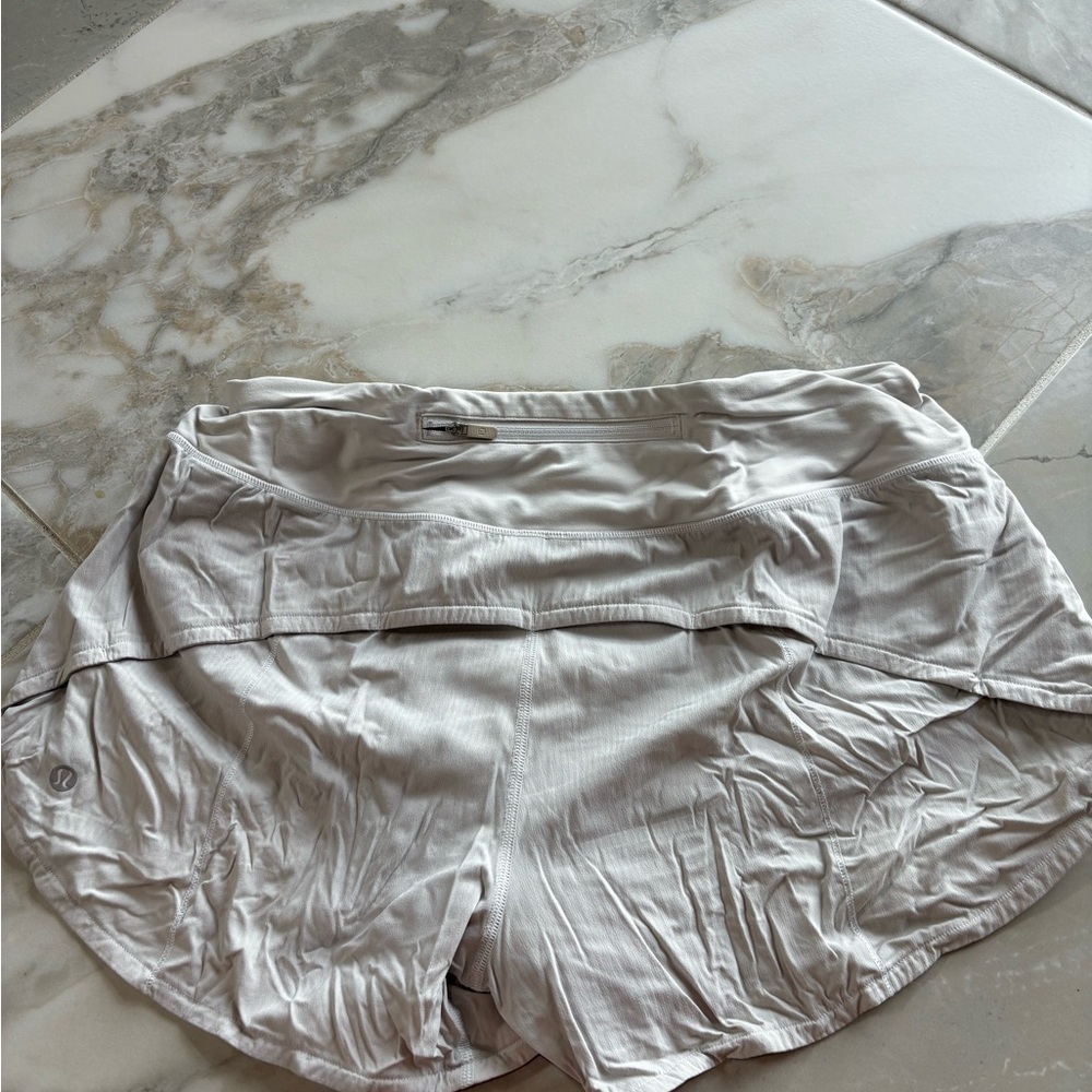 Lululemon Athletica Women's White Athletic Shorts - Picture 4 of 8